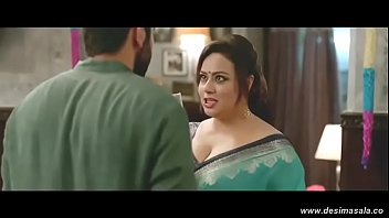 desimasala.co - Big boob auntys hot cleavage show in slowmotion